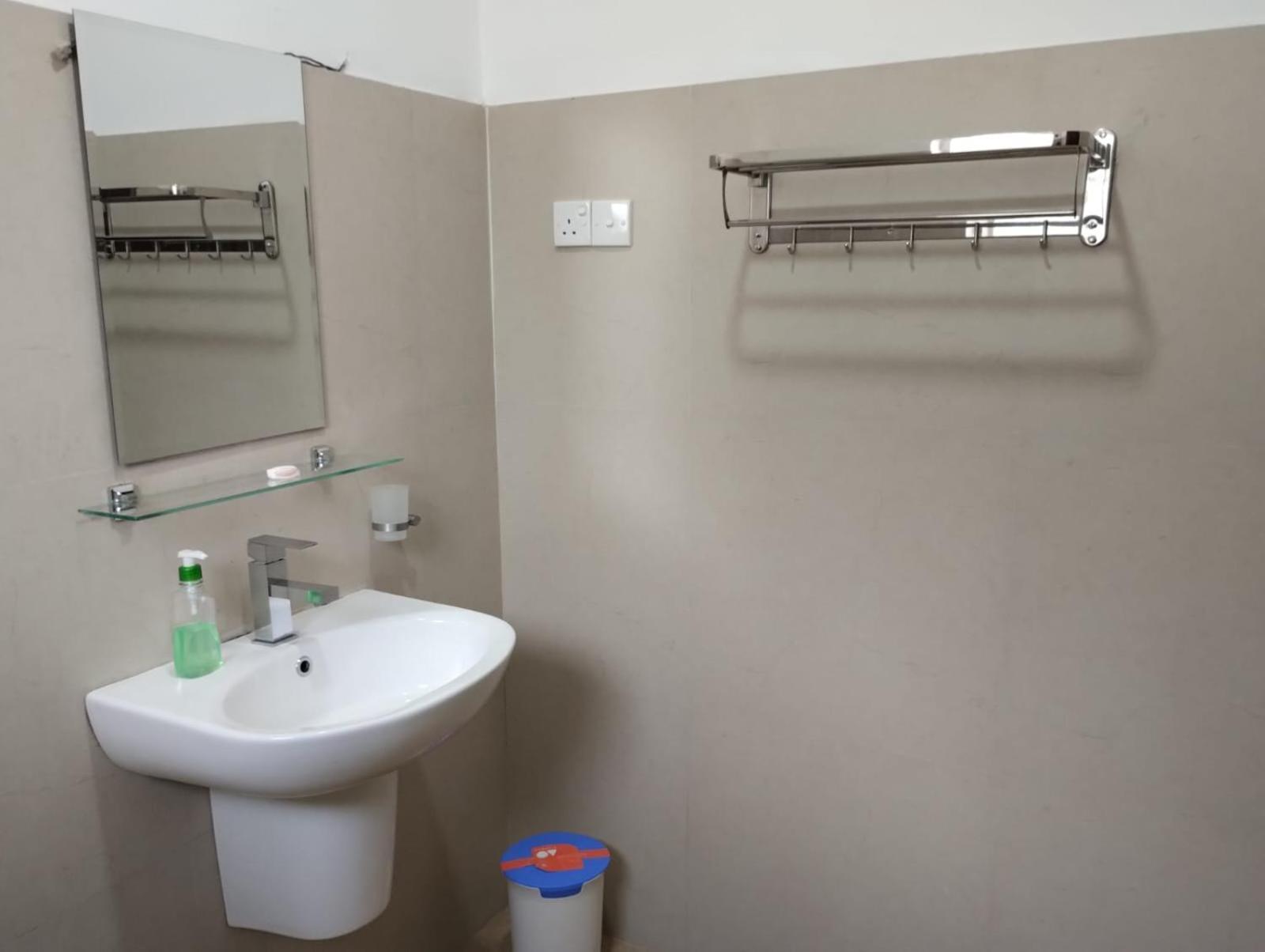 Urban Breeze Hotel Kundasale Ngoại thất bức ảnh